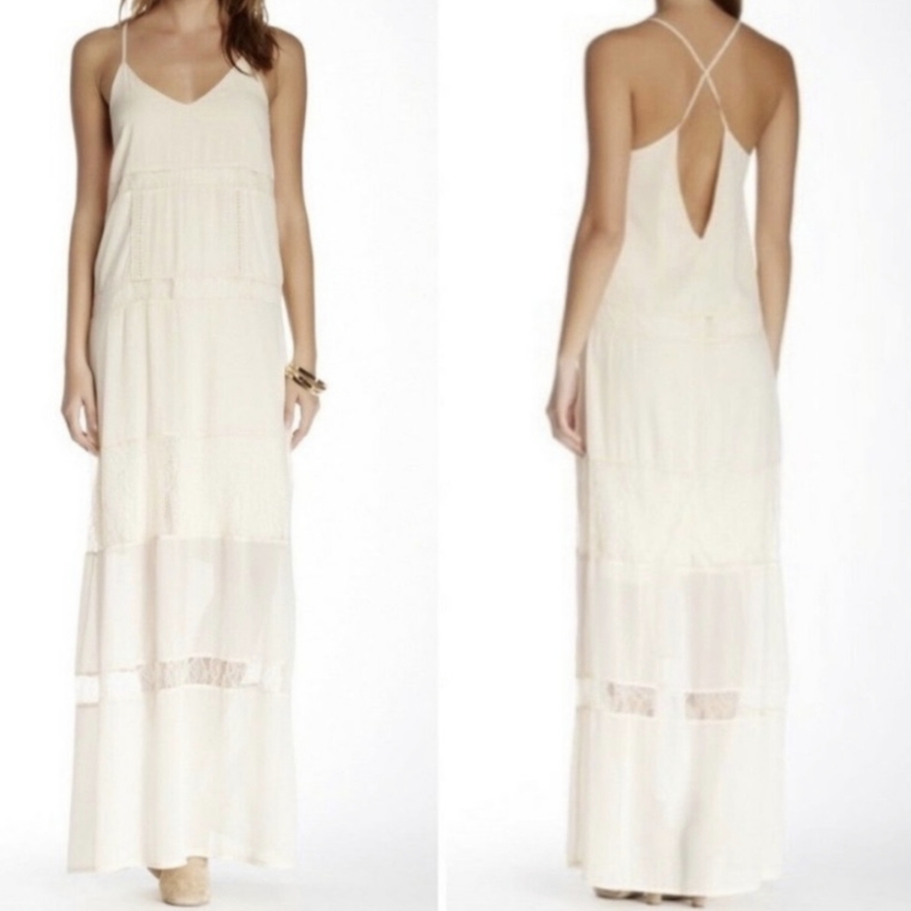 ASTR the Label Revolve Spaghetti Strap Cream / Ivory Lace Maxi Dress size L